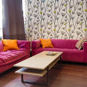 https://tatamka-hostel.warsawhotelspoland.com
