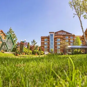 https://caro-parc.bucharesthotelsnow.com