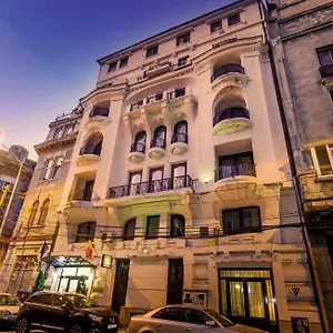 https://hotel-carpati-imparatul-romanilor.bucharesthotelsnow.com