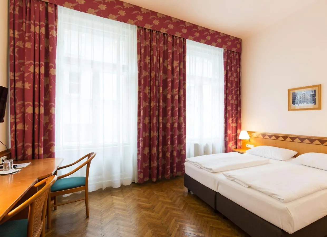 Hotel Post Wien  Bécs