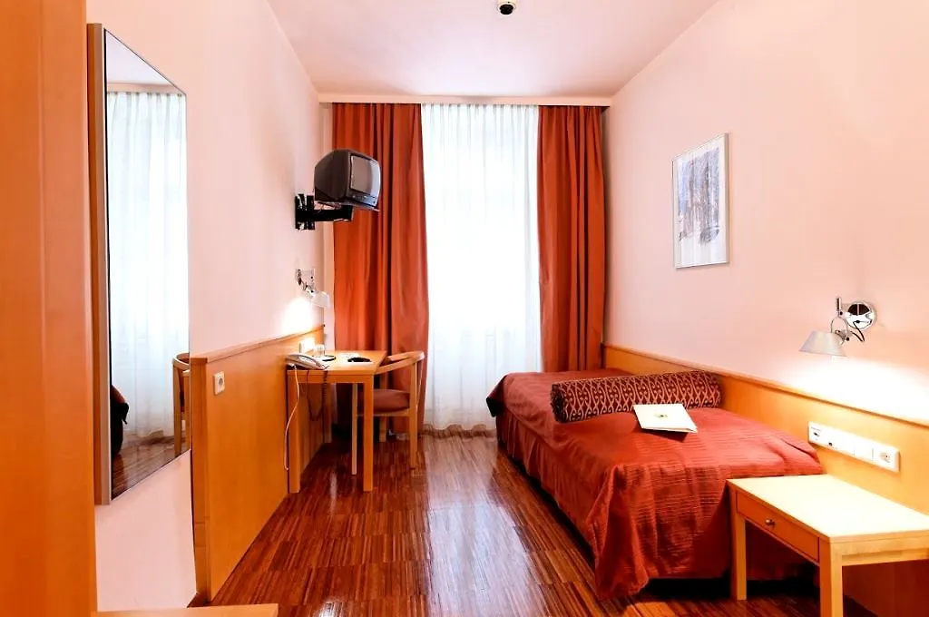 Hotel Post Wien