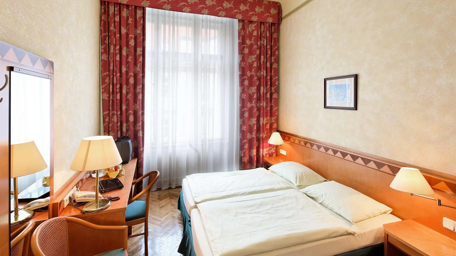 ***  Hotel Post Wien Ausztria