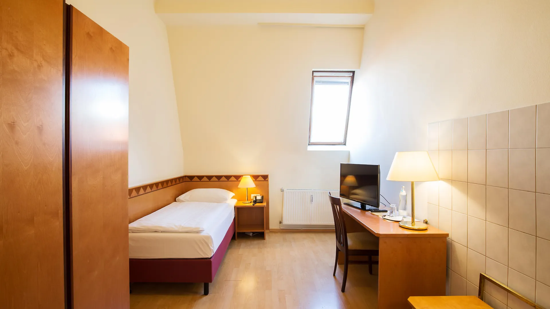 Hotel Post Wien  Vienna